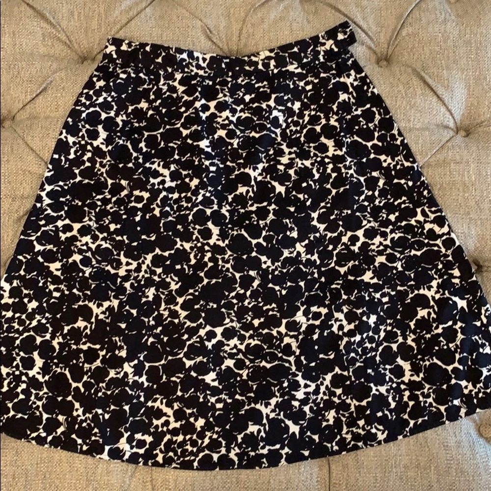 Black and cream floral A-line skirt Size 6